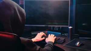 Studiu “Salvați Copiii”: 9 din 10 copii se confruntă cu cyberbullying în mediul online