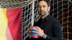 Bogdan Voina va conduce handbalul românesc