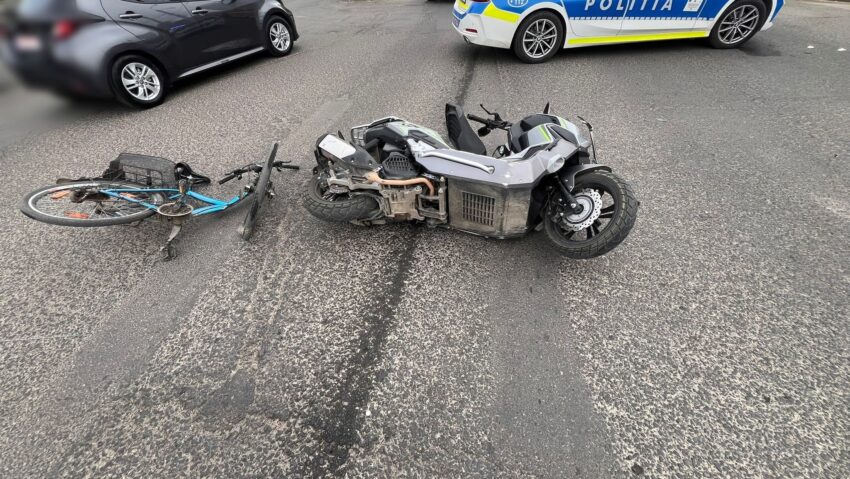 Motociclist și biciclist, răniți într-un accident pe Calea Șagului