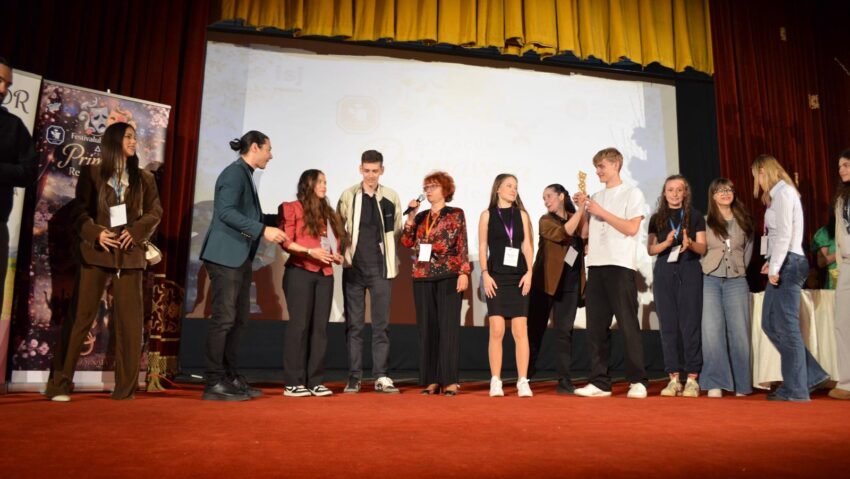 Premiu național pentru teatrul liceenilor din Timișoara: „Alandalia”, spectacol-manifest despre educație