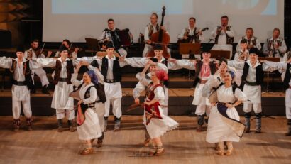 Ziua Internațională a Dansului marcată de Ansamblul “Doina Timișului”
