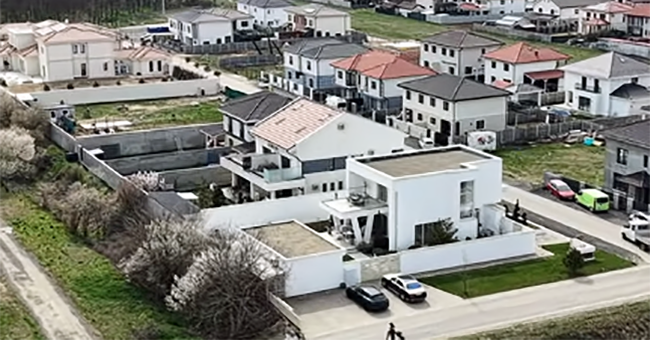 Verificări urbanistice în Moșnița Nouă în privința complexului construit de familia primarului: Se va face intrarea în legalitate