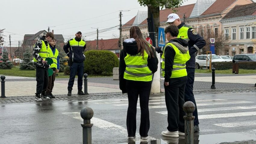 Lecții de siguranță rutieră pentru elevii din Jimbolia