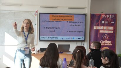 Peste 700 de elevi din Timiș, instruiți pentru siguranța online într-un proiect de prevenire a exploatării