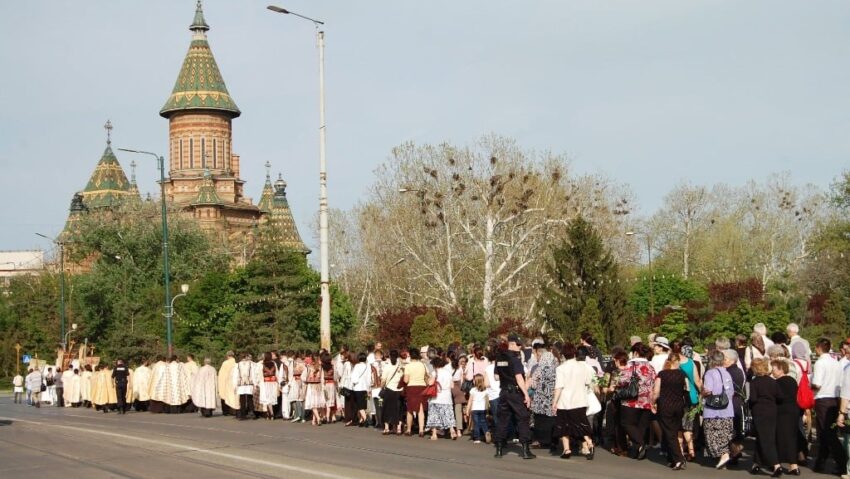Pelerinaj de Florii la Timișoara: două trasee spre Catedrala Mitropolitană
