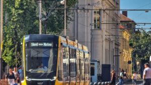 Șantier în Piața Traian. Tramvaie deviate și linii suplimentare de transport în comun