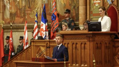 Péter Magyar a depus jurământul ca premier al Ungariei