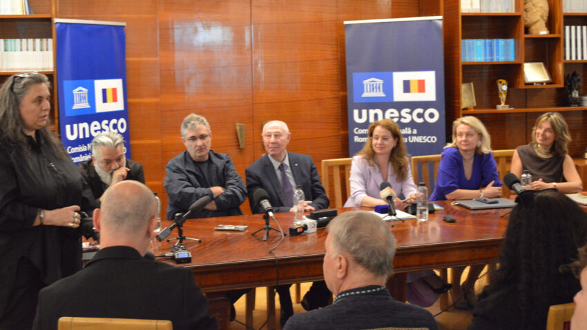 Libertatea presei, în centrul dezbaterilor UZPR și CNR UNESCO: avertismente privind degradarea globală a libertății de exprimare