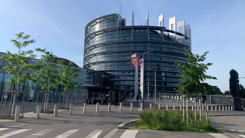 Corespondență de la Strasbourg: Reacții ale europarlamentarilor români după decernarea Ordinului European de Merit