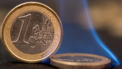 Leul continuă să se deprecieze faţă de euro și atinge un nou maxim istoric