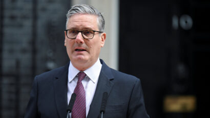 Premierul britanic Keir Starmer anunţă că demisionează