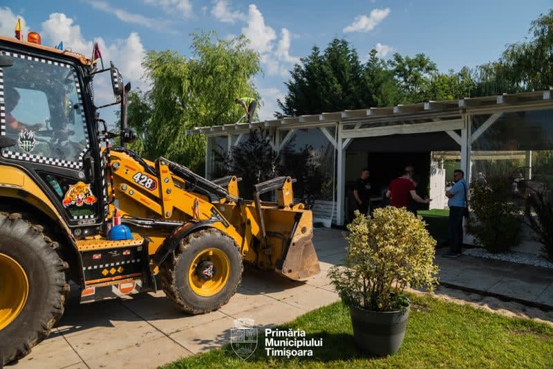 Primăria Timișoara anunță desființarea de construcții ilegale pe strada Lacului. Proprietarul acuză un abuz