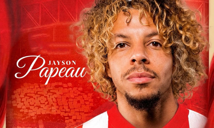 Jayson Papeau, în tricoul „Bătrânei Doamne”