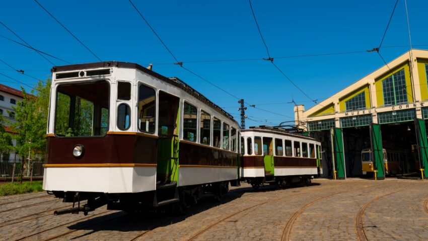 157 de ani de la primul tramvai din România: expoziție foto și o cursă cu tramvaiele istorice „Gemenele”