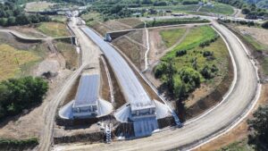 Lucrările la lotul lipsă al autostrăzii A1 Margina–Holdea au ajuns la aproape 70%