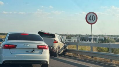 Patru persoane rănite într-un accident lângă Timișoara