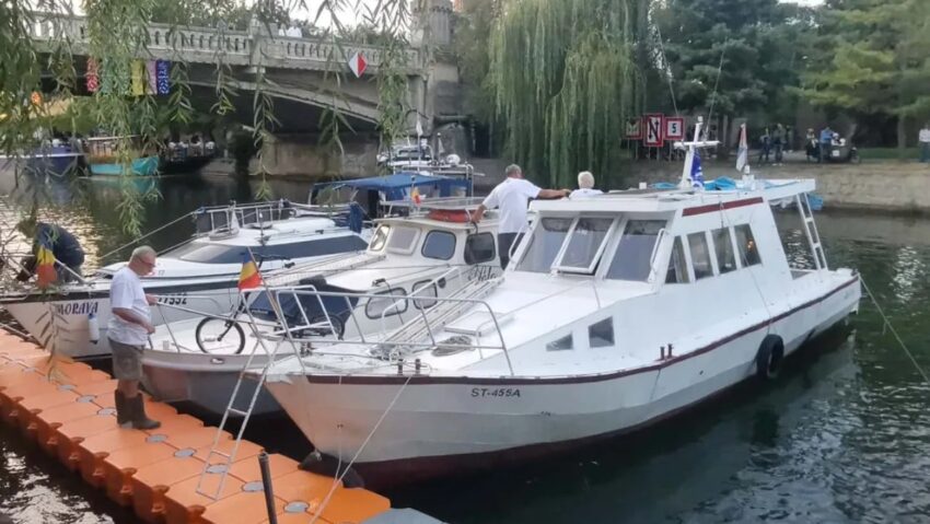 15 ambarcațiuni din Serbia au ajuns la Timișoara pentru Regata Bega