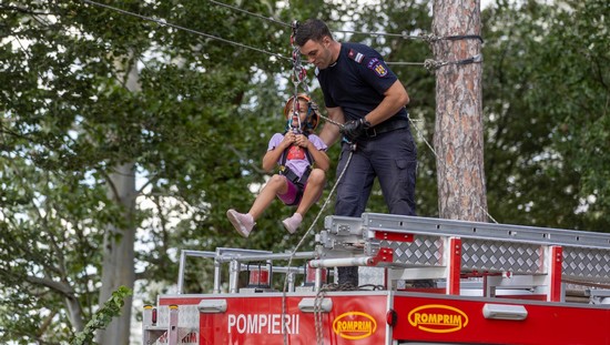 Pompierii ISU Timiș, prezenți la DoomFest 4.0 cu activități interactive pentru copii
