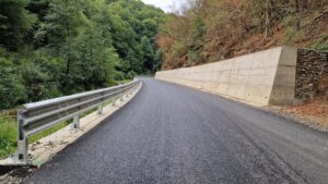 Lucrările la „Drumul Regelui” din Munții Zarandului au depășit 30%