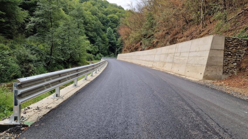 Lucrările la „Drumul Regelui” din Munții Zarandului au depășit 30%