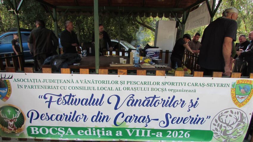 Dimineţile satului la Festivalul vânătorilor şi pescarilor din Caraş-Severin