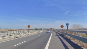 Lucrări pe autostrada A1, în județul Arad. Circulația se desfășoară pe o singură cale