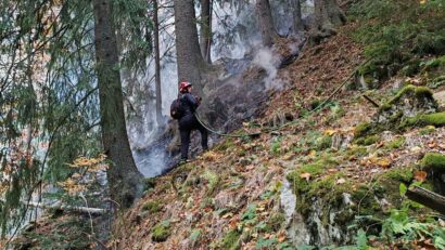 Incendiul din Retezat, activ de peste două săptămâni