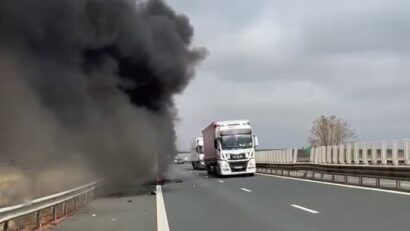 Incendiu la un autotren încărcat cu legume congelate, pe autostrada A1, în zona Orțișoara
